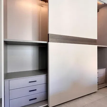 Bilocale Con Terrazzo E Garage - Casa Ondina Lägenhet