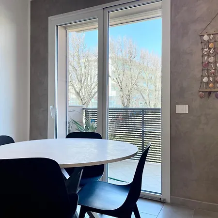 Bilocale Con Terrazzo E Garage - Casa Ondina شقة
