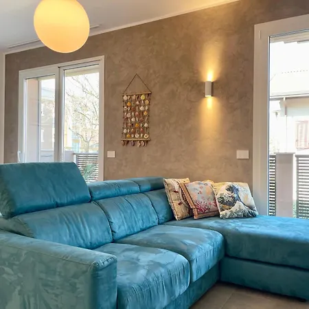 Bilocale Con Terrazzo E Garage - Casa Ondina